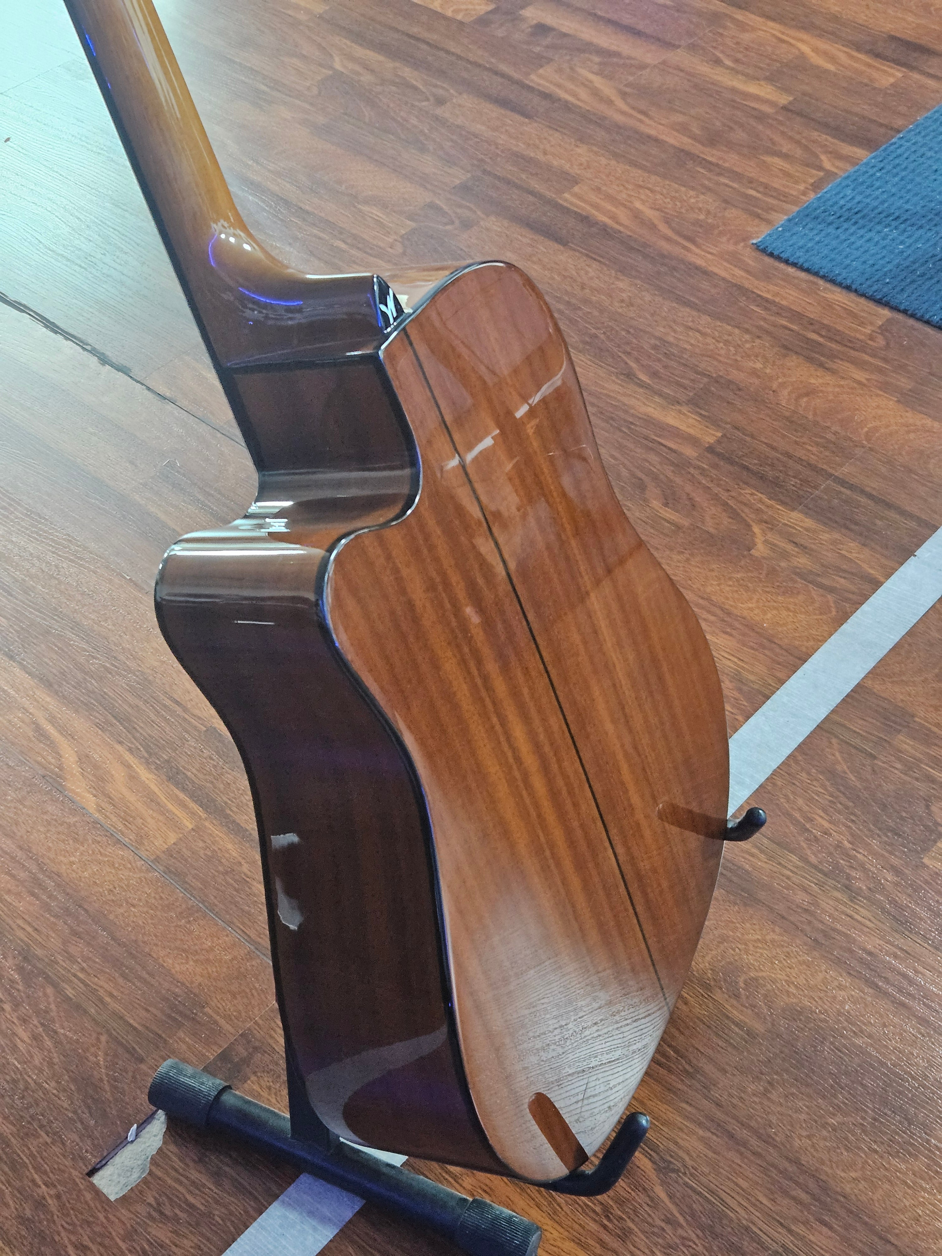 Washburn AD5CETSBPACK Semi-Acoustic Guitar – Display Unit Clearance!