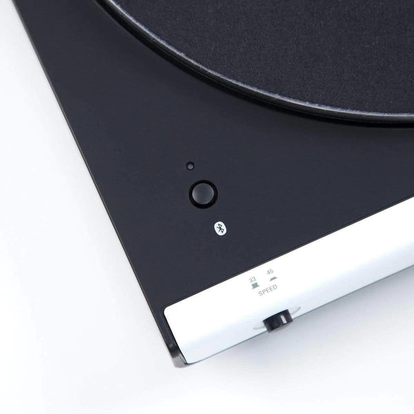 Audio-Technica AT-LP60XBT Fully Automatic Wireless Belt-Drive Turntable - MusicMajlis