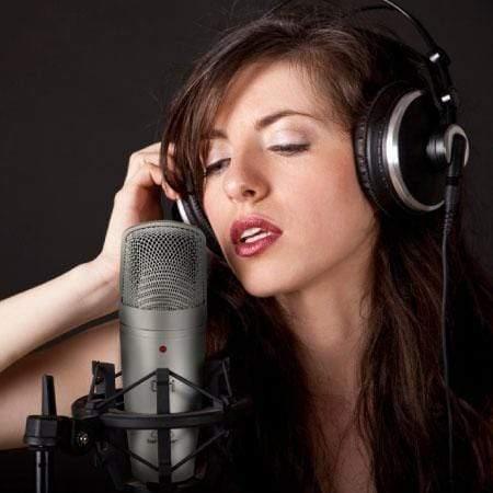 Behringer U-Phoria UMC404HD Audio Interface - MusicMajlis
