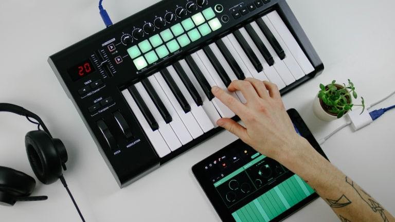 The One Stop Guide to Buying Your First MIDI Controller - MusicMajlis
