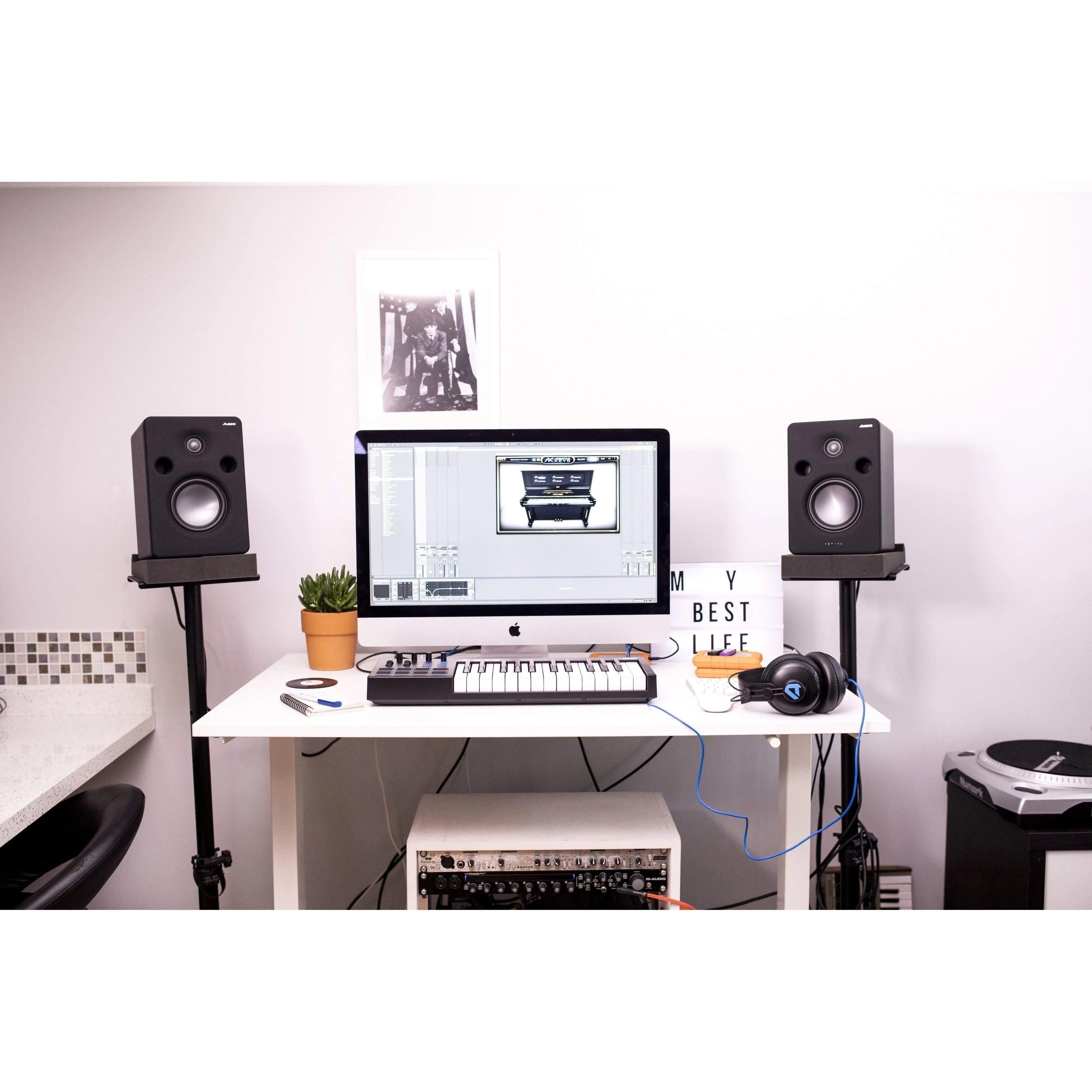 Alesis M1 Active MK3 Studio Monitor Speaker (One Pcs) - MusicMajlis