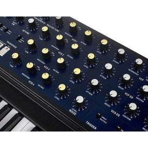 Behringer MONOPOLY Synthesizer and Sampler Keyboard - MusicMajlis