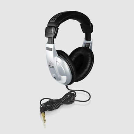 Behringer Podcastudio 2 USB Bundle - MusicMajlis